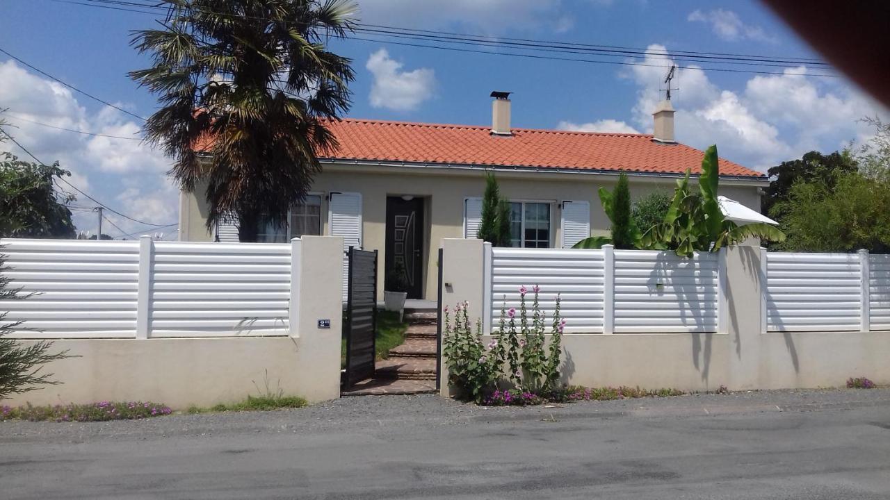 Chambres d'hôtes La Rose Des Sables Les Herbiers Extérieur photo